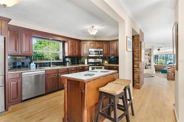 $640,000 | 475 Guerrant Street, Umatilla, FL 32784