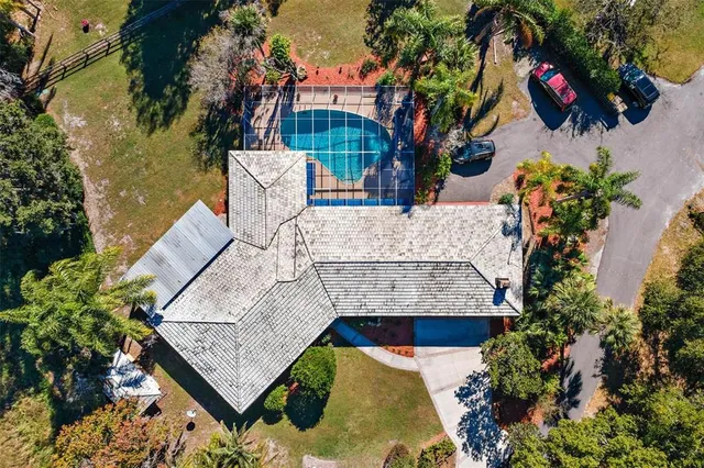 $640,000 | 475 Guerrant Street, Umatilla, FL 32784