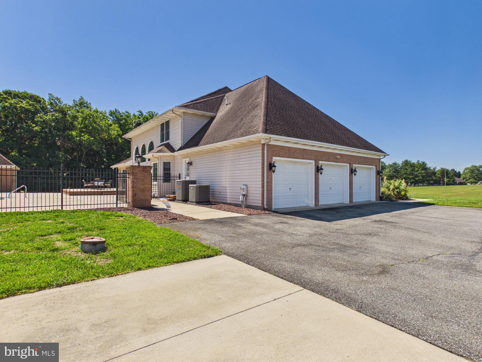3298 Canterbury Road Milford, DE 19963 - Photo 61 of 74 Attached Garage Exterior - Side View