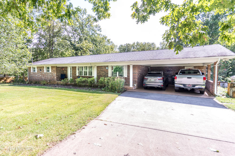 1413 Porter Bridge Road Maryville, TN 37803 - Photo 1 of 27 DSC_6082