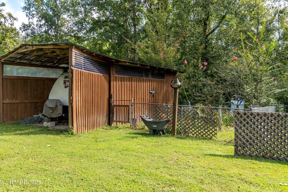 1413 Porter Bridge Road Maryville, TN 37803 - Photo 7 of 27 DSC_6095