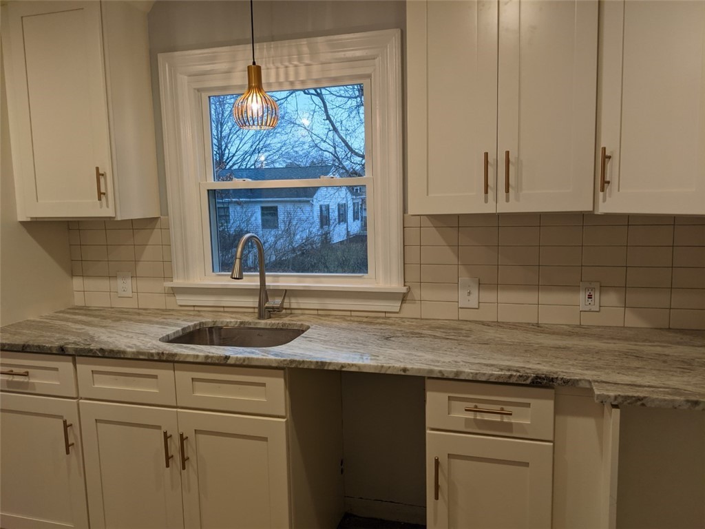 15 Coulters Road Cranston, RI 02920 - Photo 6 of 24 New Kit; w/ Shaker Cabinets & Granite