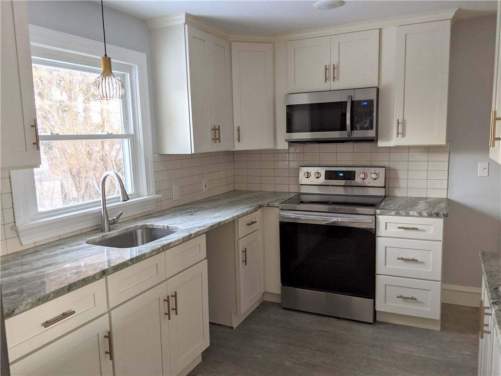 15 Coulters Road Cranston, RI 02920 - Photo 7 of 24 Kit; otherside