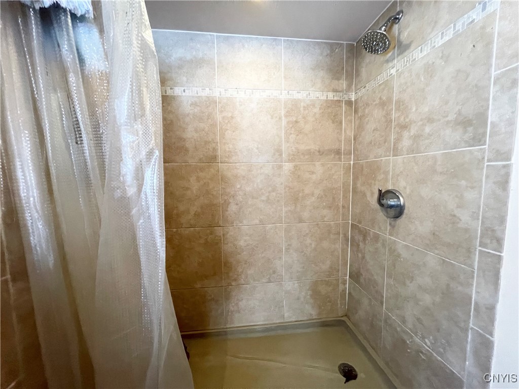 1038 County Rte 35 New Haven, NY 13114 - Photo 4 of 15