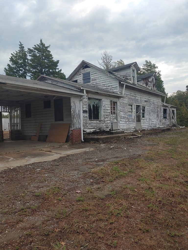 2022 Mt Laurel Road Clover, VA 24534 - Photo 10 of 10 Gallery Image 10