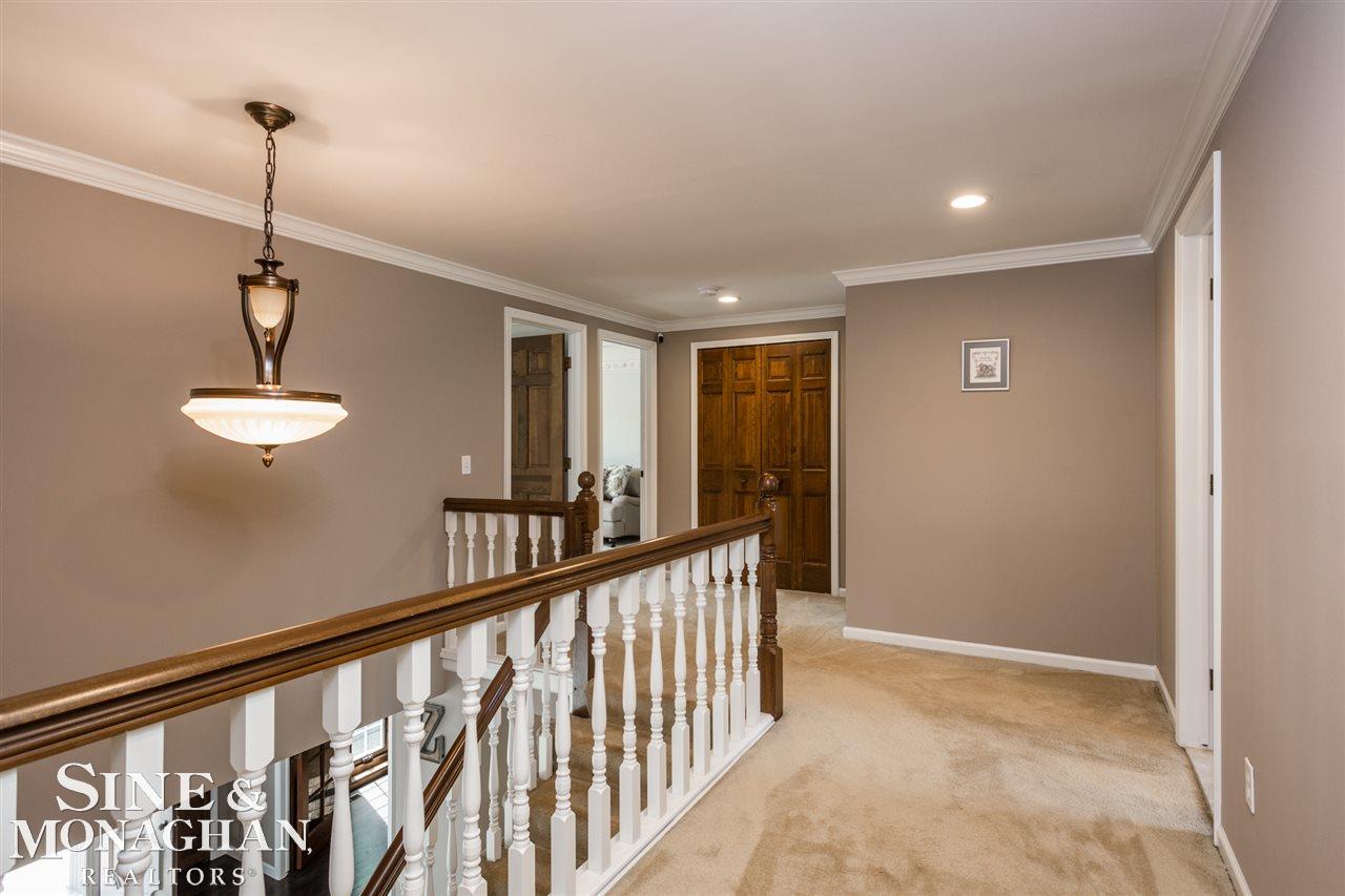 422 Lake Forest Road Rochester Hills, MI 48309 - Photo 34 of 59