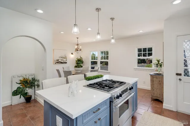 $1,365,000 | 203 East 1st Street, Napa, CA 94559