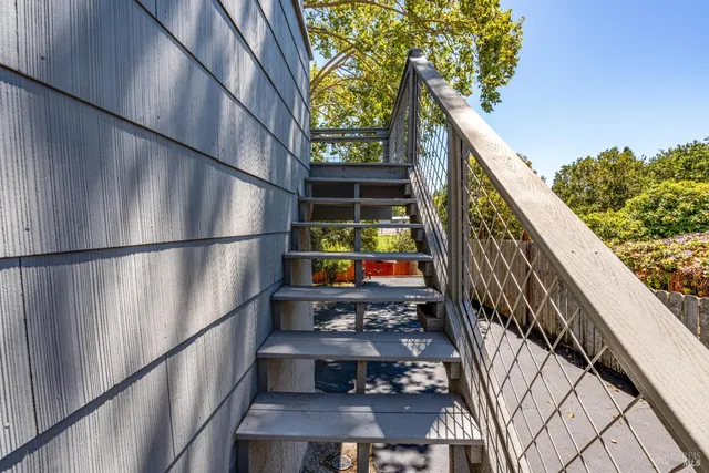 $1,365,000 | 203 East 1st Street, Napa, CA 94559