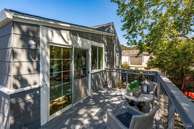 $1,365,000 | 203 East 1st Street, Napa, CA 94559