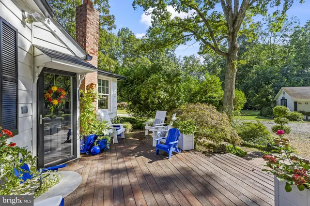 $985,000 | 8150 Fairground Road, La Plata, MD 20646