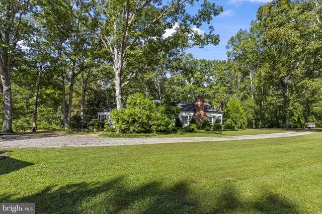 $985,000 | 8150 Fairground Road, La Plata, MD 20646