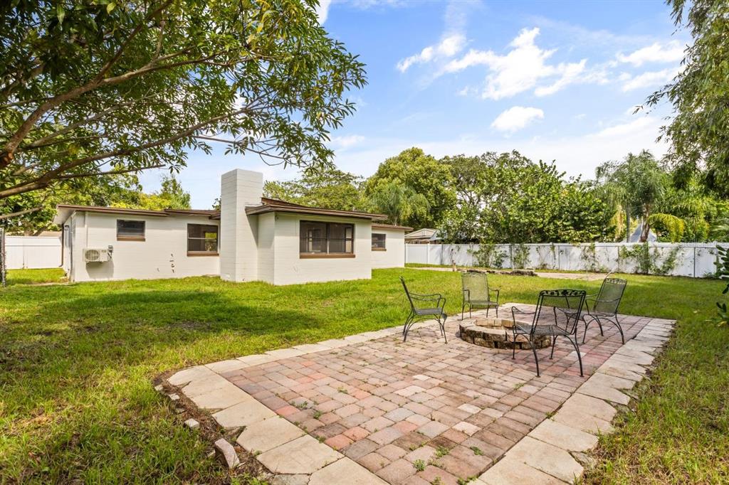 1816 Ivy Lane Winter Park, FL 32792 - Photo 29 of 35 a view of a house with backyard and a tree
