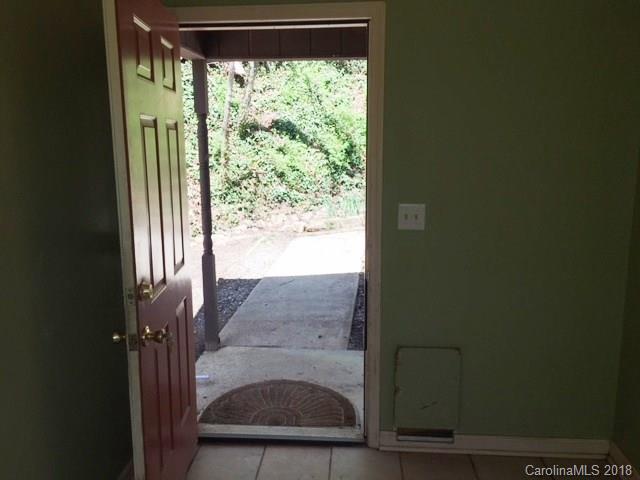 40 Weeping Cherry Forest Road Fairview, NC 28730 - Photo 18 of 24 Gallery Image 18