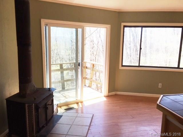 40 Weeping Cherry Forest Road Fairview, NC 28730 - Photo 10 of 24 Gallery Image 10