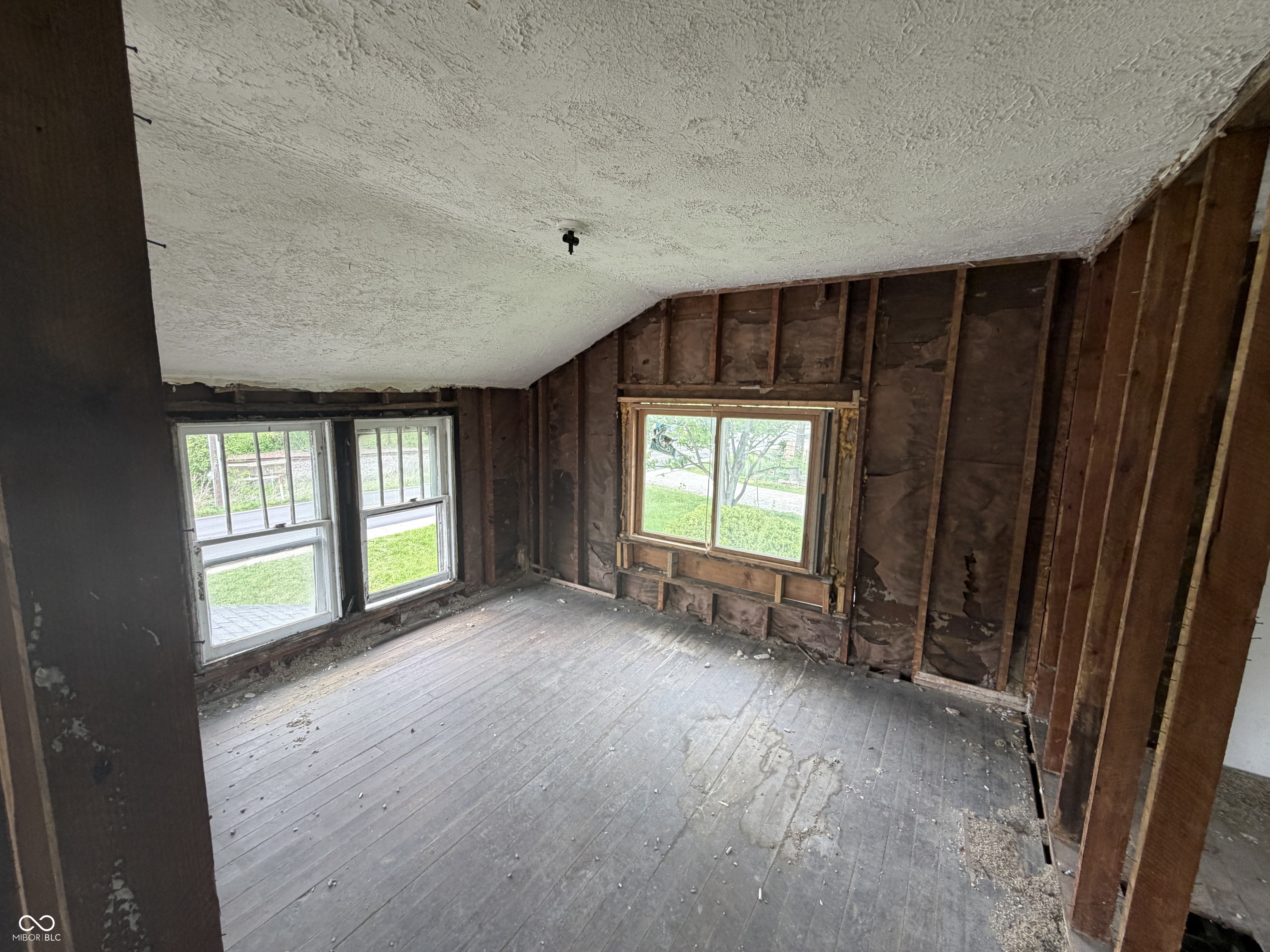 1324 Indiana Avenue Anderson, IN 46012 - Photo 10 of 20