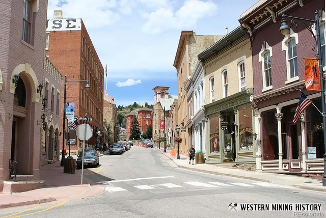 a front view of a building