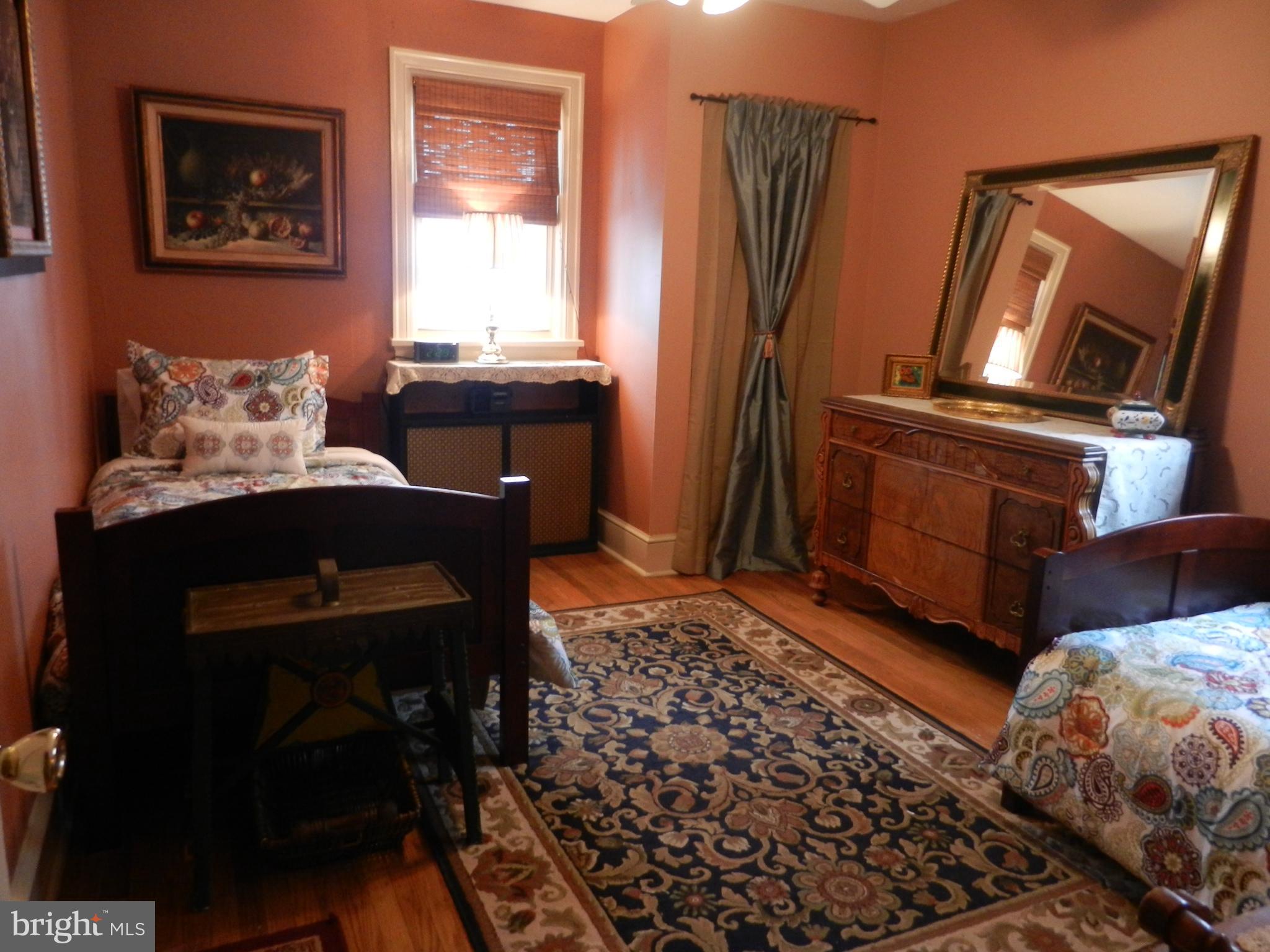 1019 Southampton Road Philadelphia, PA 19116 - Photo 28 of 51 1st floor bedroom
