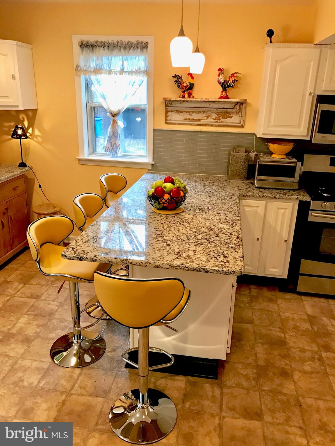 1019 Southampton Road Philadelphia, PA 19116 - Photo 10 of 51 Granite breakfast island