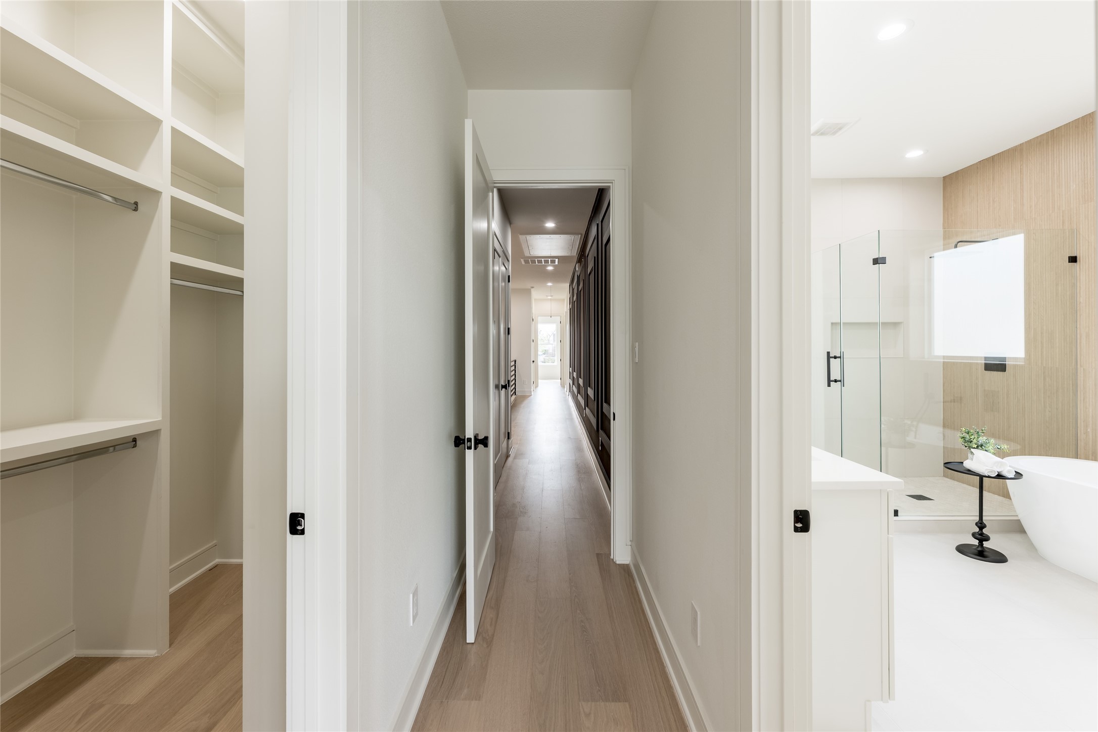 1122 East 27th Street, Unit B Houston, TX 77009 - Photo 27 of 48