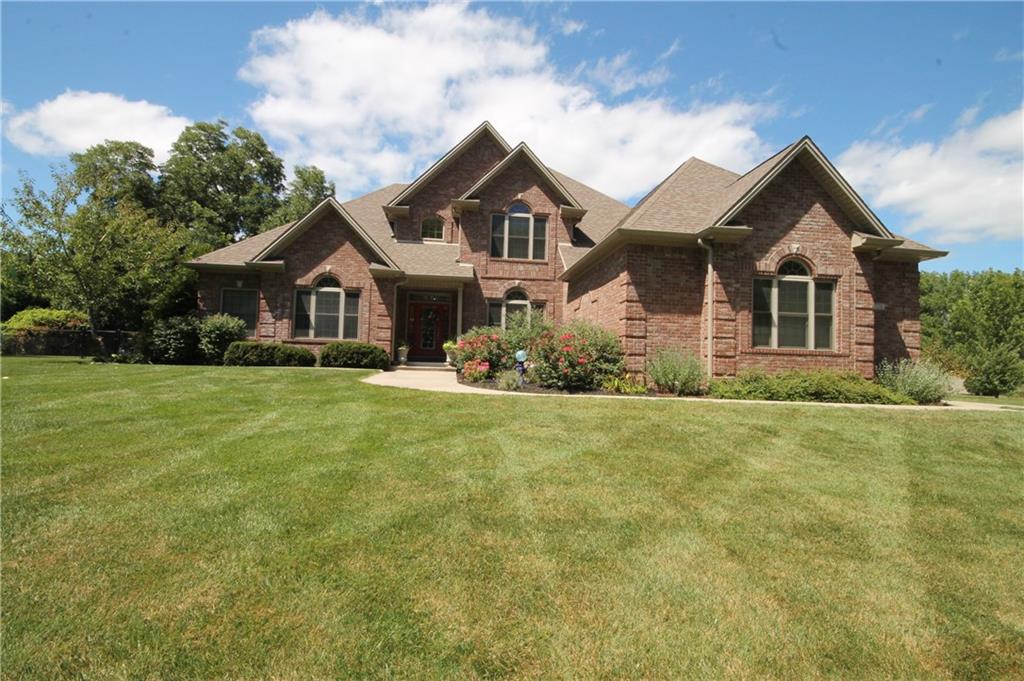2520 West Carr Hill Road Columbus, IN 47201 - Photo 1 of 48 Gallery Image 1