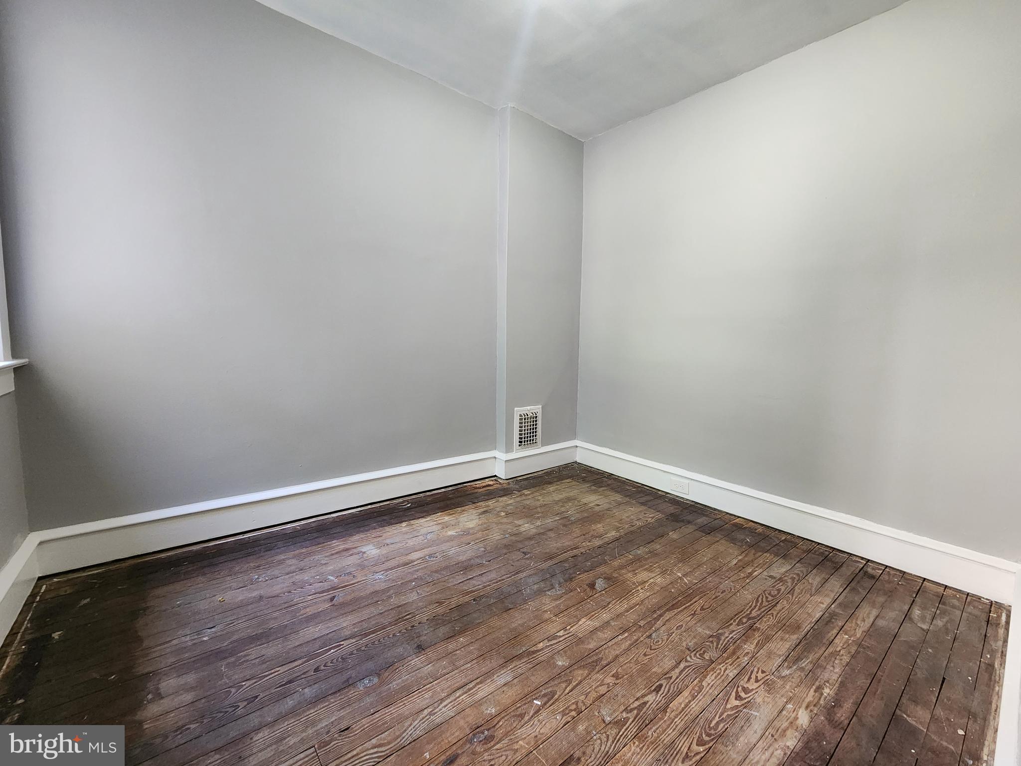 4147 Tower Street Philadelphia, PA 19127 - Photo 11 of 18
