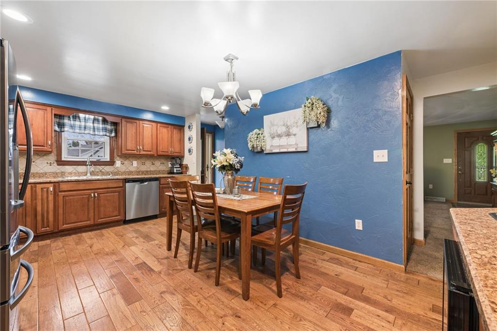 6230 Freeport Road Natrona Heights, PA 15065 - Photo 8 of 26