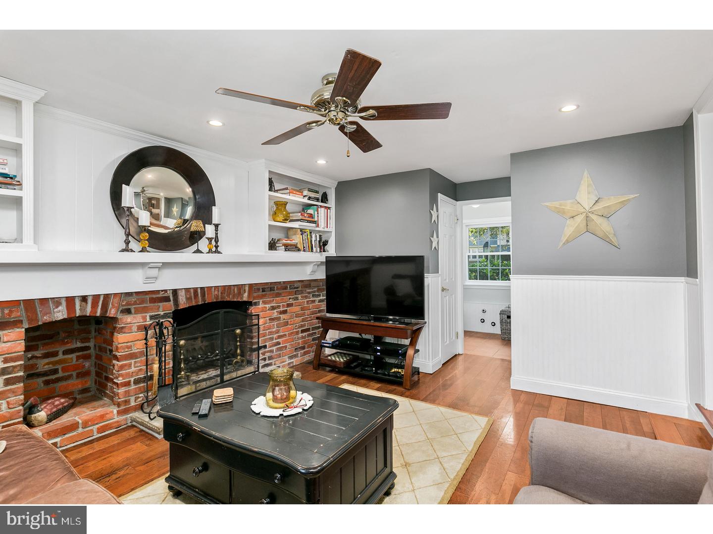 147 Whitemarsh Way Delran, NJ 08075 - Photo 14 of 24 Family Room