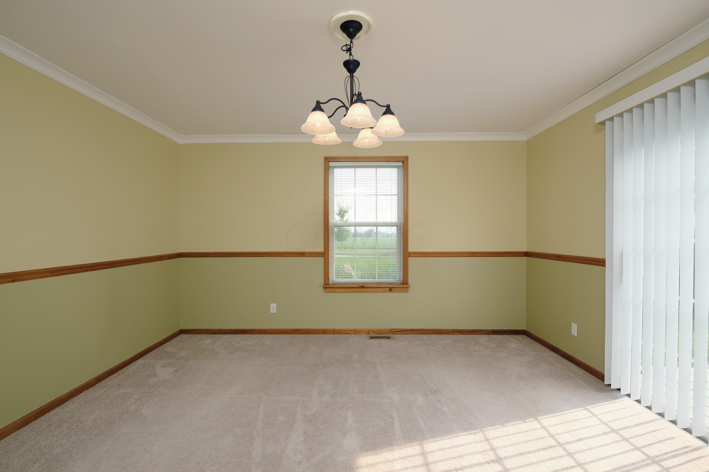 1698 Lusch Road Marion, OH 43302 - Photo 21 of 69 41 Dining Room