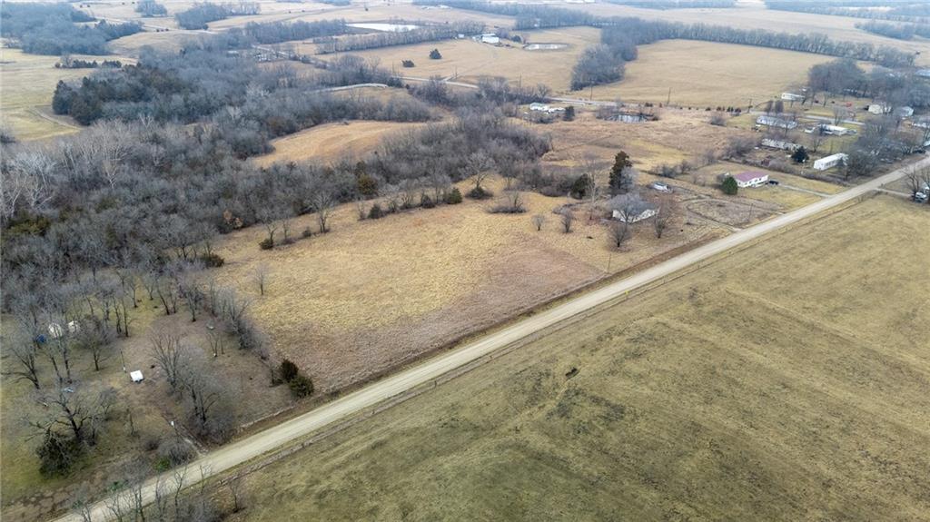 111 Northwest 800th Road Warrensburg, MO 64093 - Photo 2 of 6