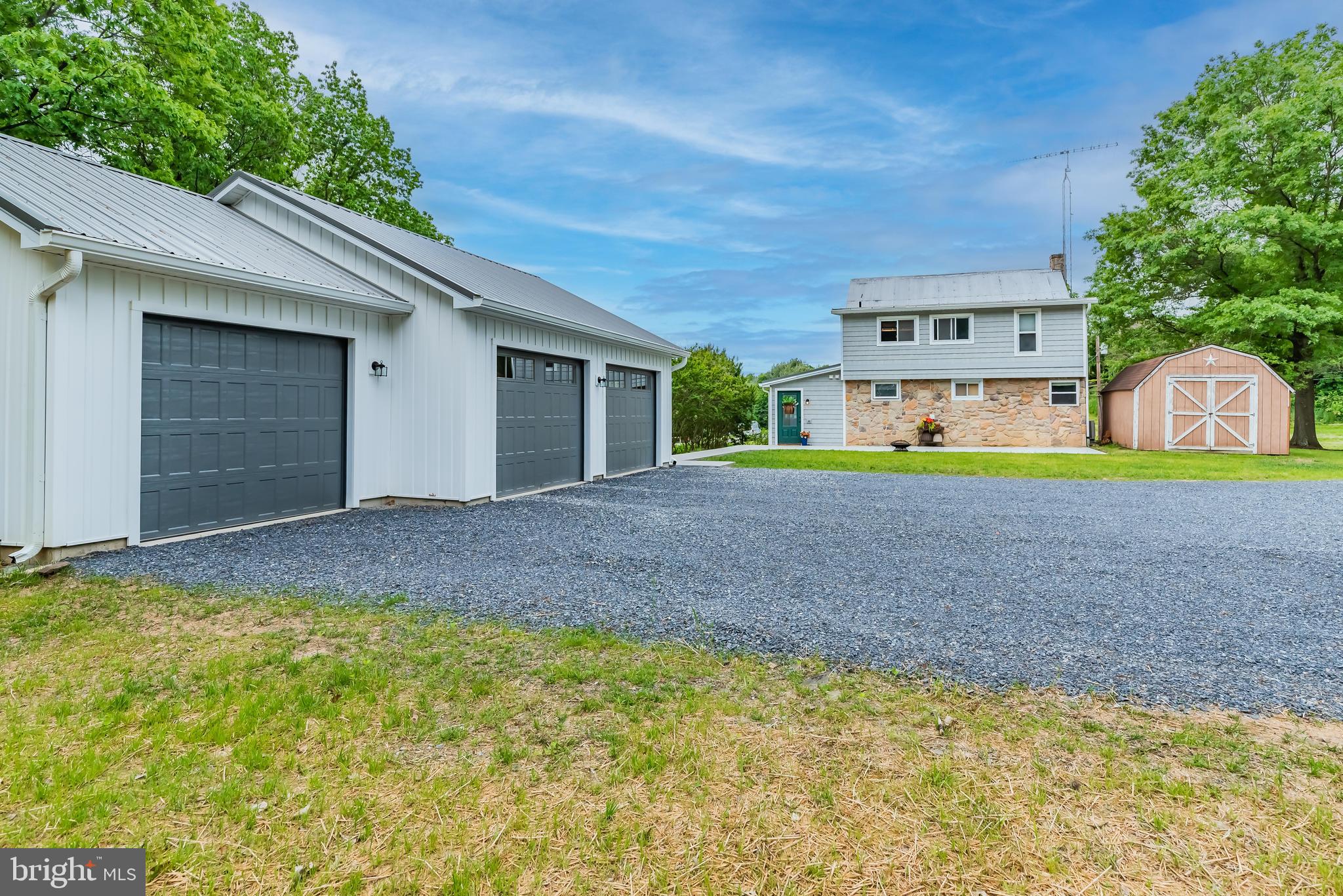 847 Tallow Hill Road Chambersburg, PA 17202 - Photo 13 of 57 Garage on left with largewindows