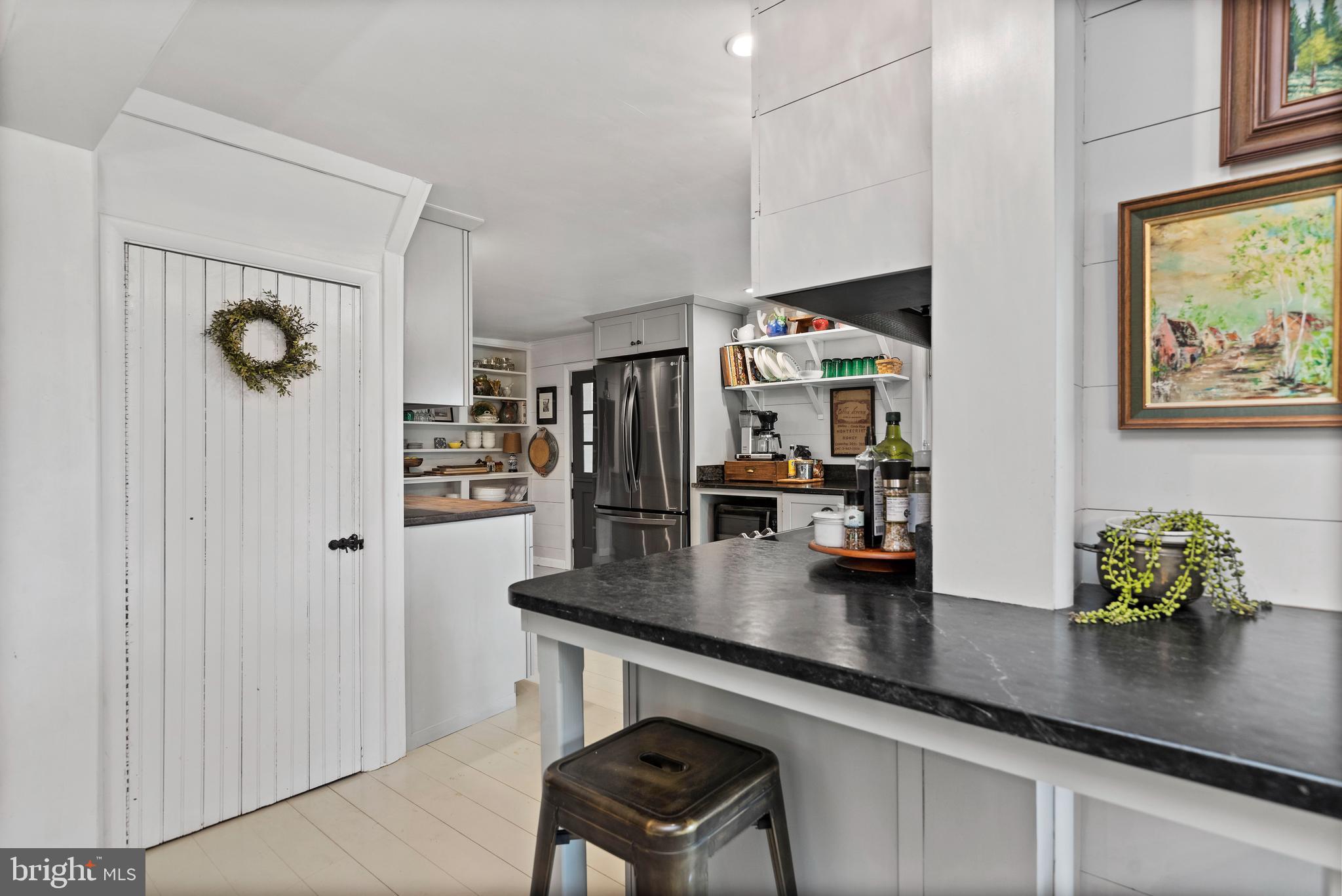 847 Tallow Hill Road Chambersburg, PA 17202 - Photo 23 of 57 Solid surface black counters
