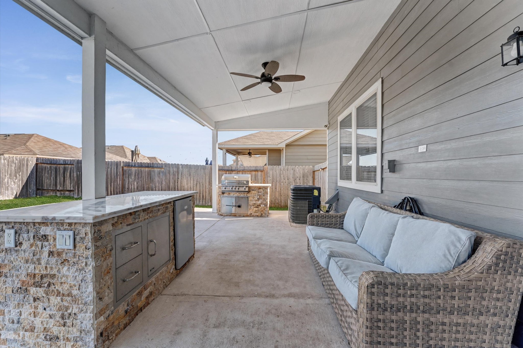 21610 Lemon Beebrush Lane Katy, TX 77449 - Photo 25 of 25 a living room with furniture