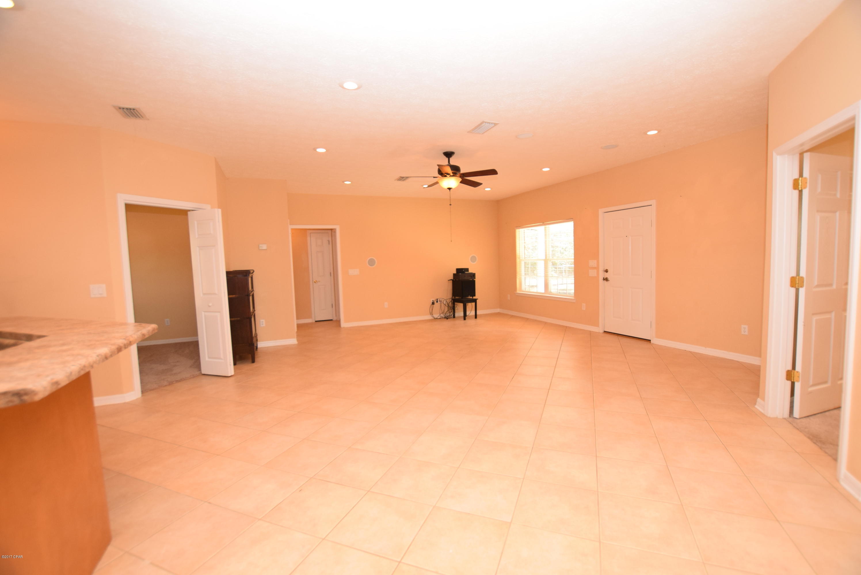 3449 Pioneer Road Vernon, FL 32462 - Photo 2 of 42 Gallery Image 2