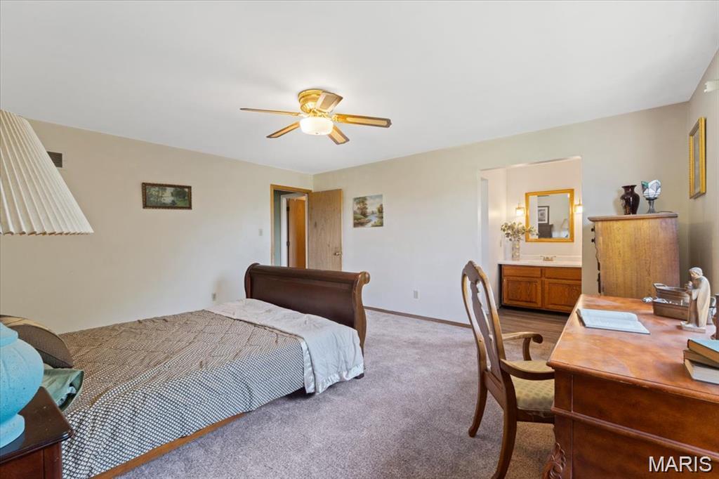 18668 Olive Street Road Chesterfield, MO 63005 - Photo 12 of 20