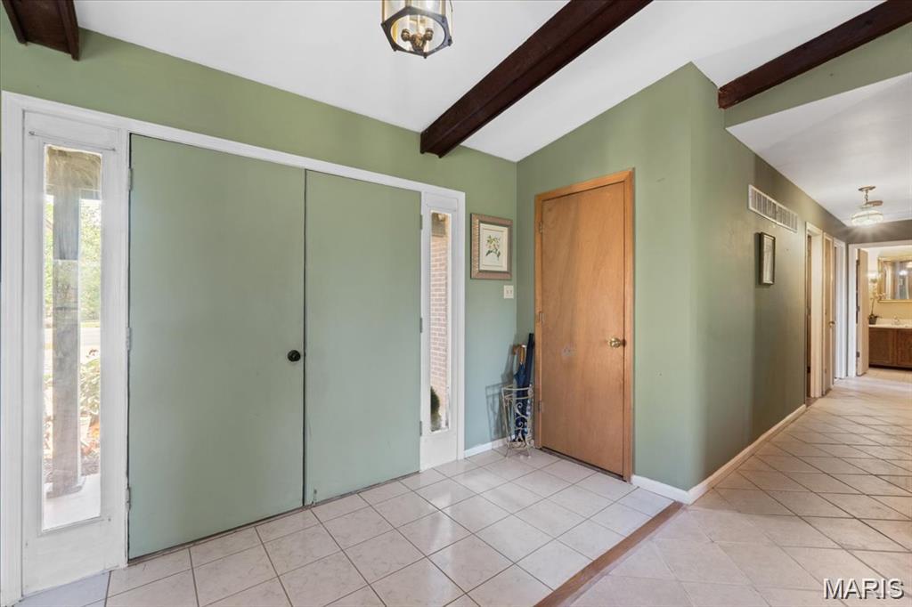 18668 Olive Street Road Chesterfield, MO 63005 - Photo 6 of 20