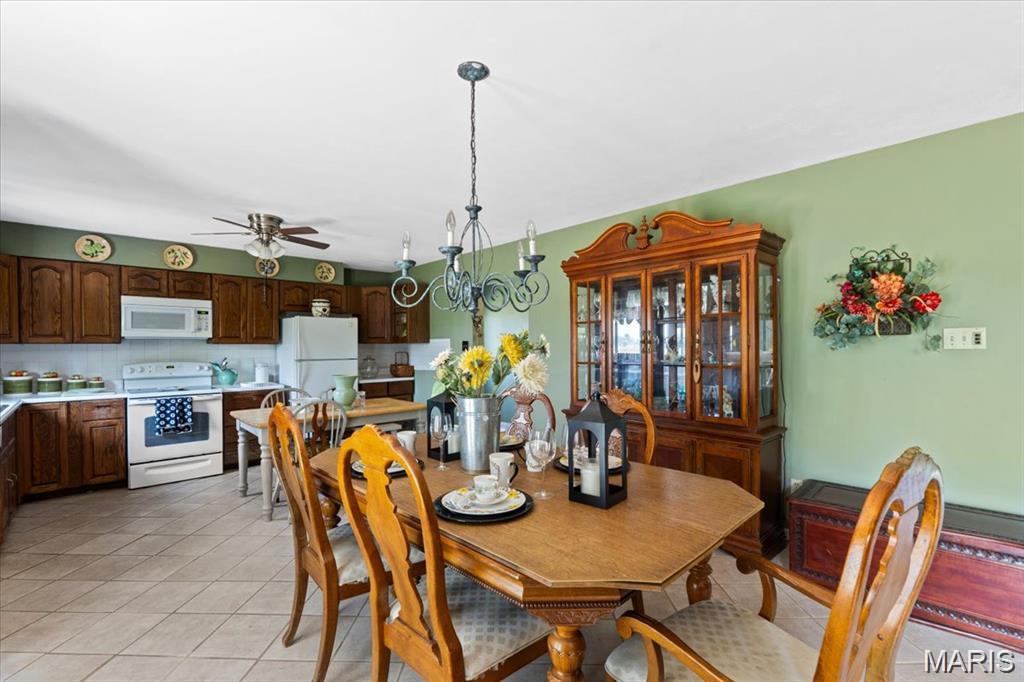 18668 Olive Street Road Chesterfield, MO 63005 - Photo 8 of 20