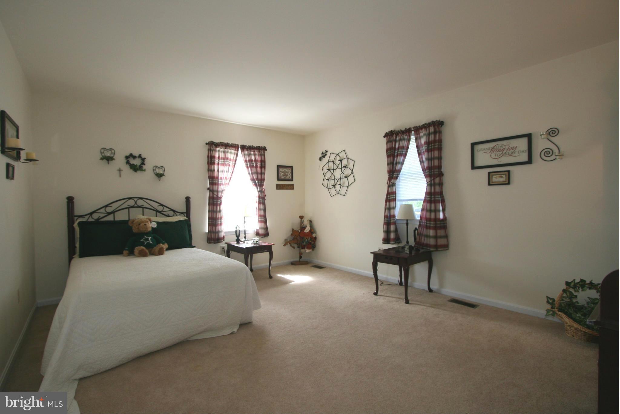 1213 Uniontown Road Westminster, MD 21158 - Photo 22 of 30 Bedroom