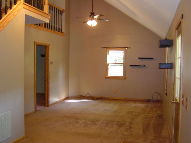 481 Ross Road Southeast Lancaster, OH 43130 - Photo 7 of 17