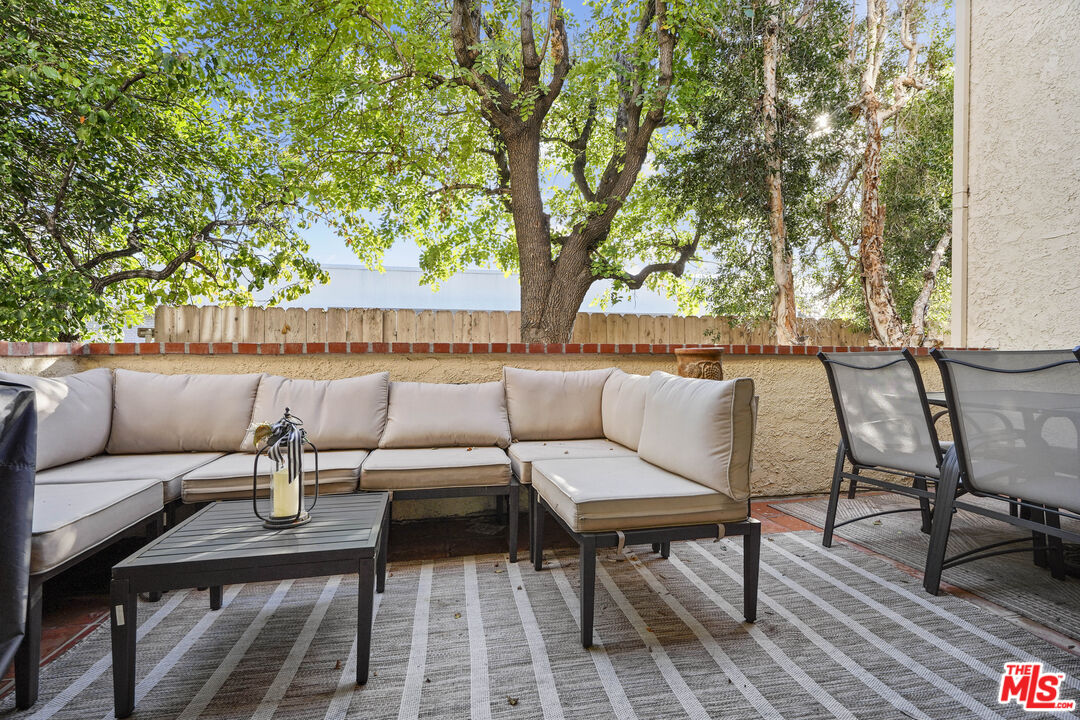 5245 Coldwater Canyon Avenue, Unit C Sherman Oaks, CA 91401 - Photo 22 of 55