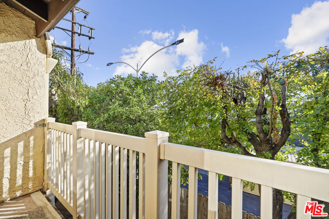 5245 Coldwater Canyon Avenue, Unit C Sherman Oaks, CA 91401 - Photo 32 of 55