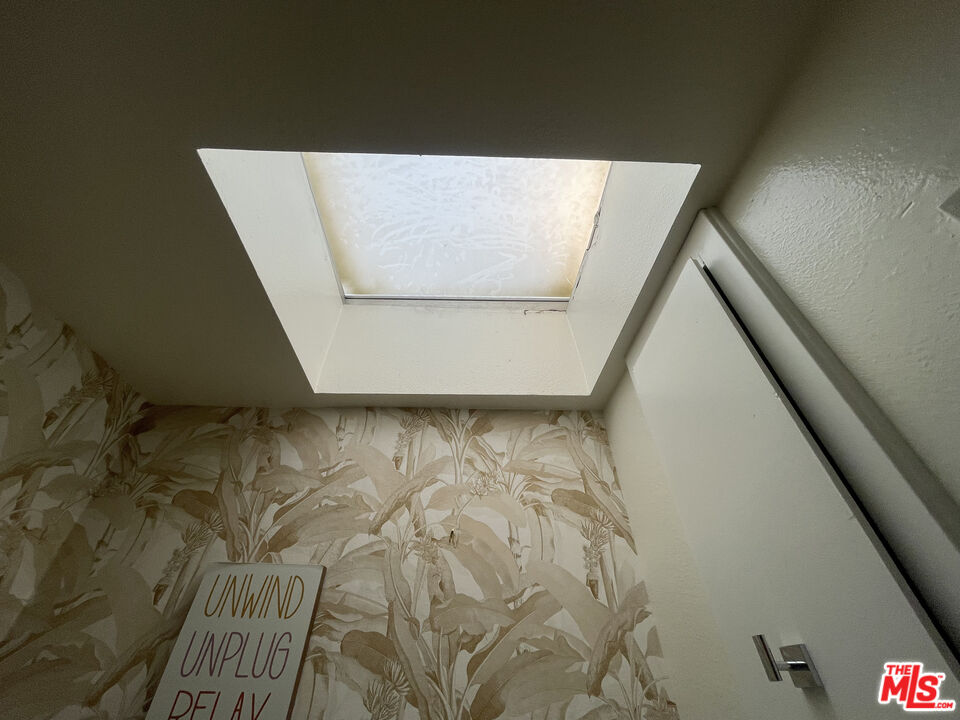 5245 Coldwater Canyon Avenue, Unit C Sherman Oaks, CA 91401 - Photo 39 of 55