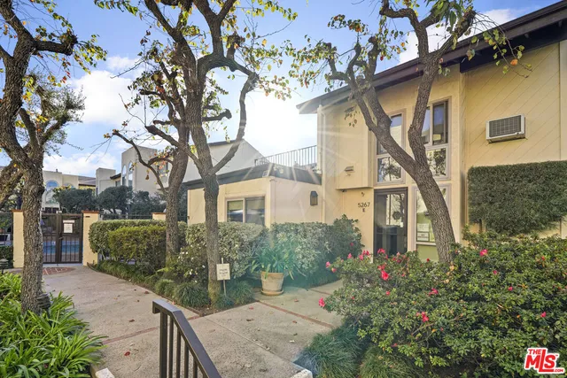 $5,600 | 5245 Coldwater Canyon Avenue, Unit C, Sherman Oaks, CA 91401