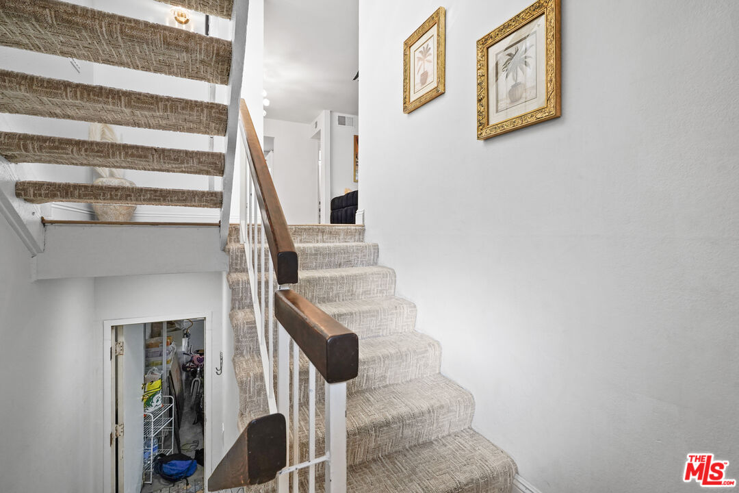 5245 Coldwater Canyon Avenue, Unit C Sherman Oaks, CA 91401 - Photo 5 of 55