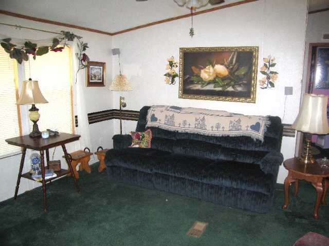 1103 B Chinquapin Road Travelers Rest, SC 29690 - Photo 4 of 9 Gallery Image 4