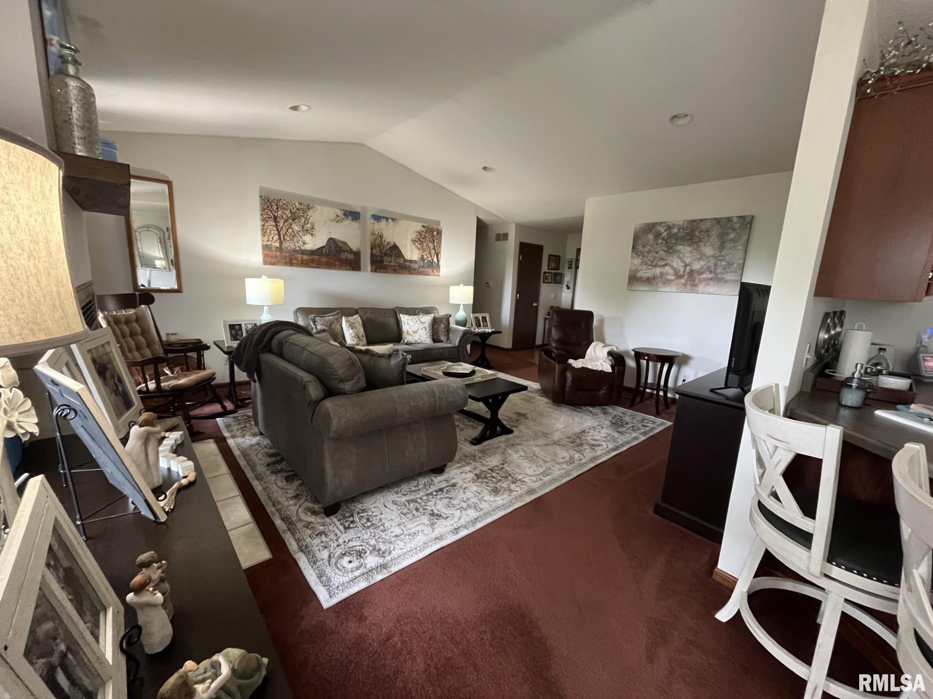 213 Walnut Street Savanna, IL 61074 - Photo 4 of 20