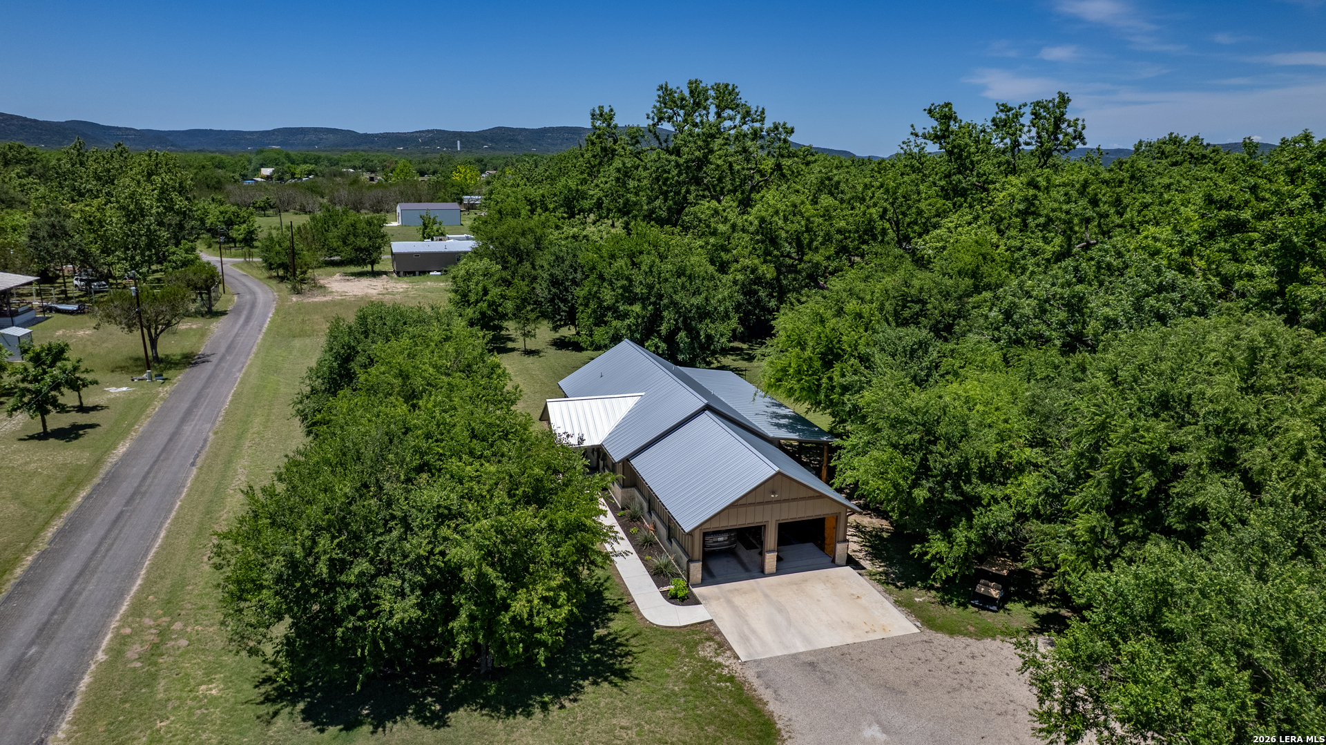 863 Flatrock Circle Rio Frio, TX 78879 - Photo 27 of 35