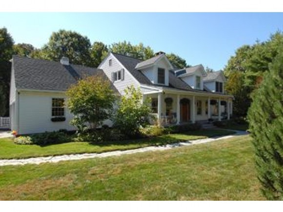 16 Bassett Road Wolfeboro, NH 03894 - Photo 2 of 33 Gallery Image 2