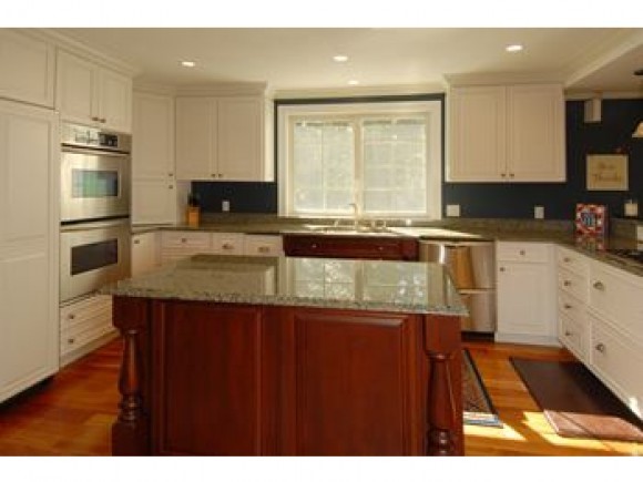 16 Bassett Road Wolfeboro, NH 03894 - Photo 5 of 33 Gallery Image 5