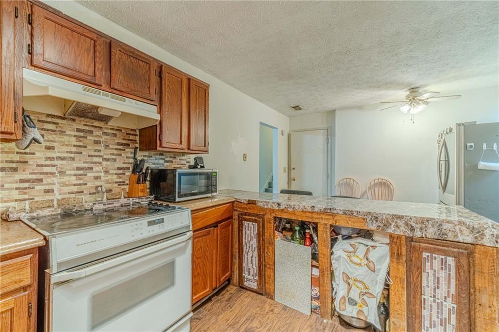 3809 Valley Brook Road Snellville, GA 30039 - Photo 11 of 29