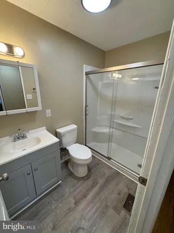 $2,100 | 125 Longstreet Avenue, Winchester, VA 22603